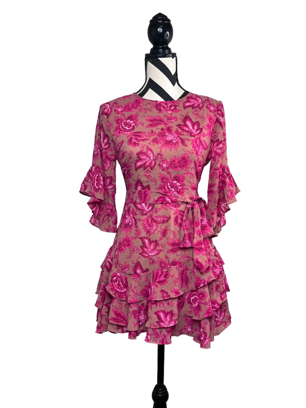 NWT Sundae Muse Christy Floral Crepe Open Back Ruffle Tiered Mini Dress Sz 6